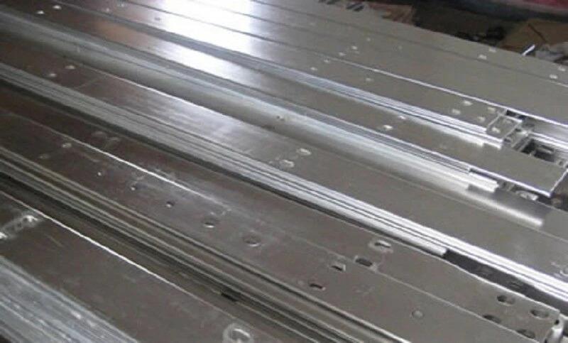 Giải pháp tối ưu hóa hệ thống điện bằng đồng thanh cái mạ thiếc, khi nào nên áp dụng?